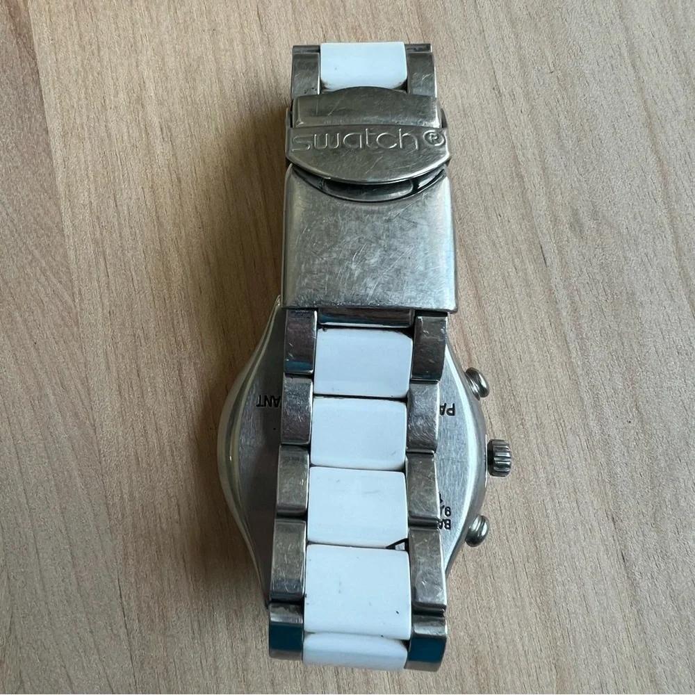 Swatch Irony YCS511GC Dreamwhite Chronograph Wristwatch With Date NEW BATTERY